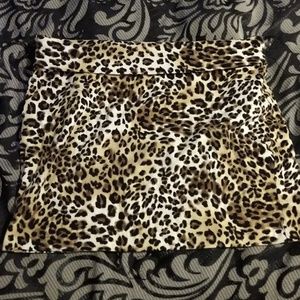 Leopard print mini skirt